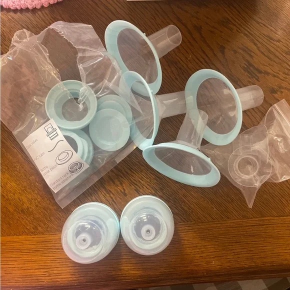 Zomee pumping accessories - Picture 1 of 1